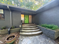 MID-CENTURY MODERN HOME